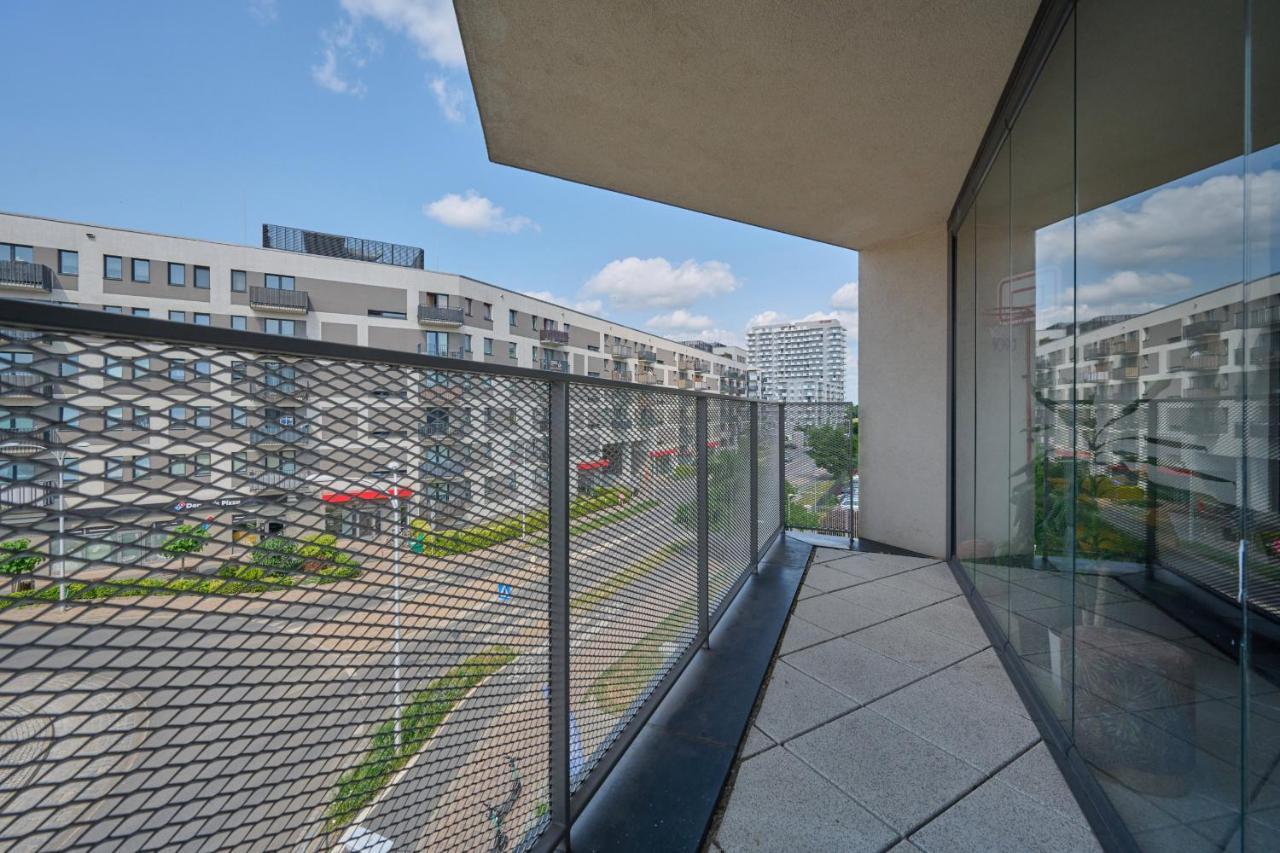 Spacious Apartment With Balcony Near The Slavic Hill Wroclaw By Renters Prestige Luaran gambar