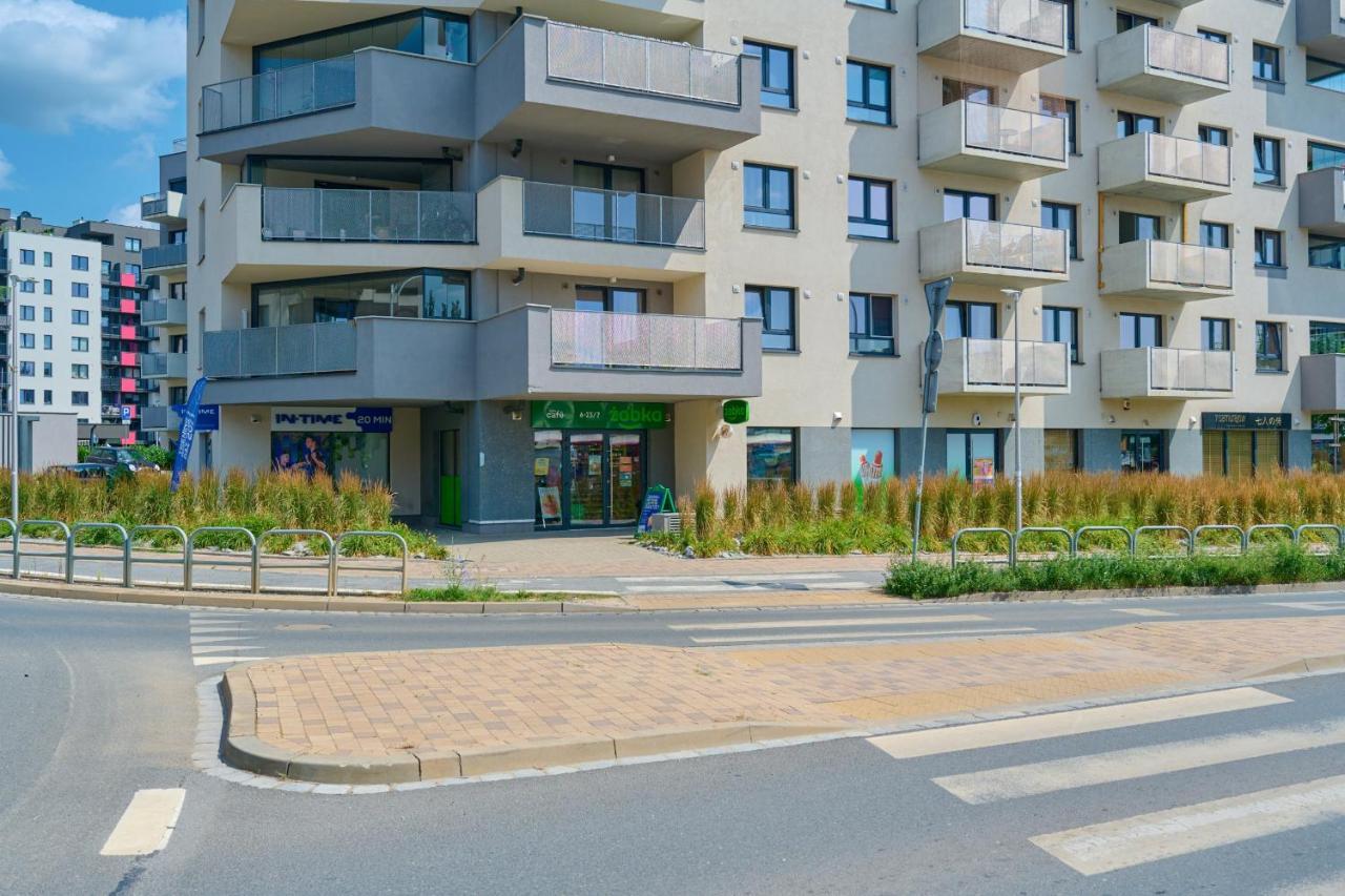 Spacious Apartment With Balcony Near The Slavic Hill Wroclaw By Renters Prestige Luaran gambar